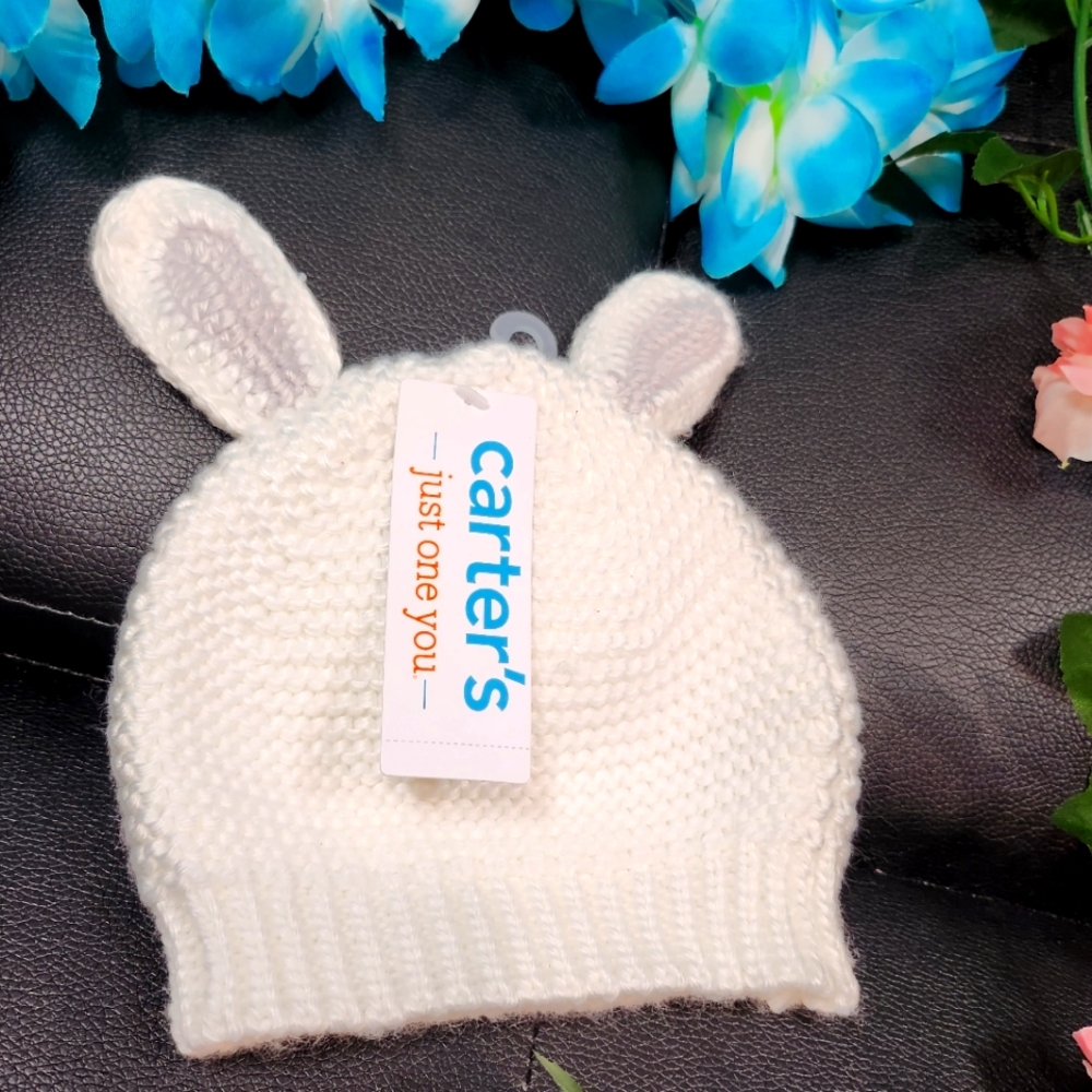 Carters baby white hat Onse size warm white